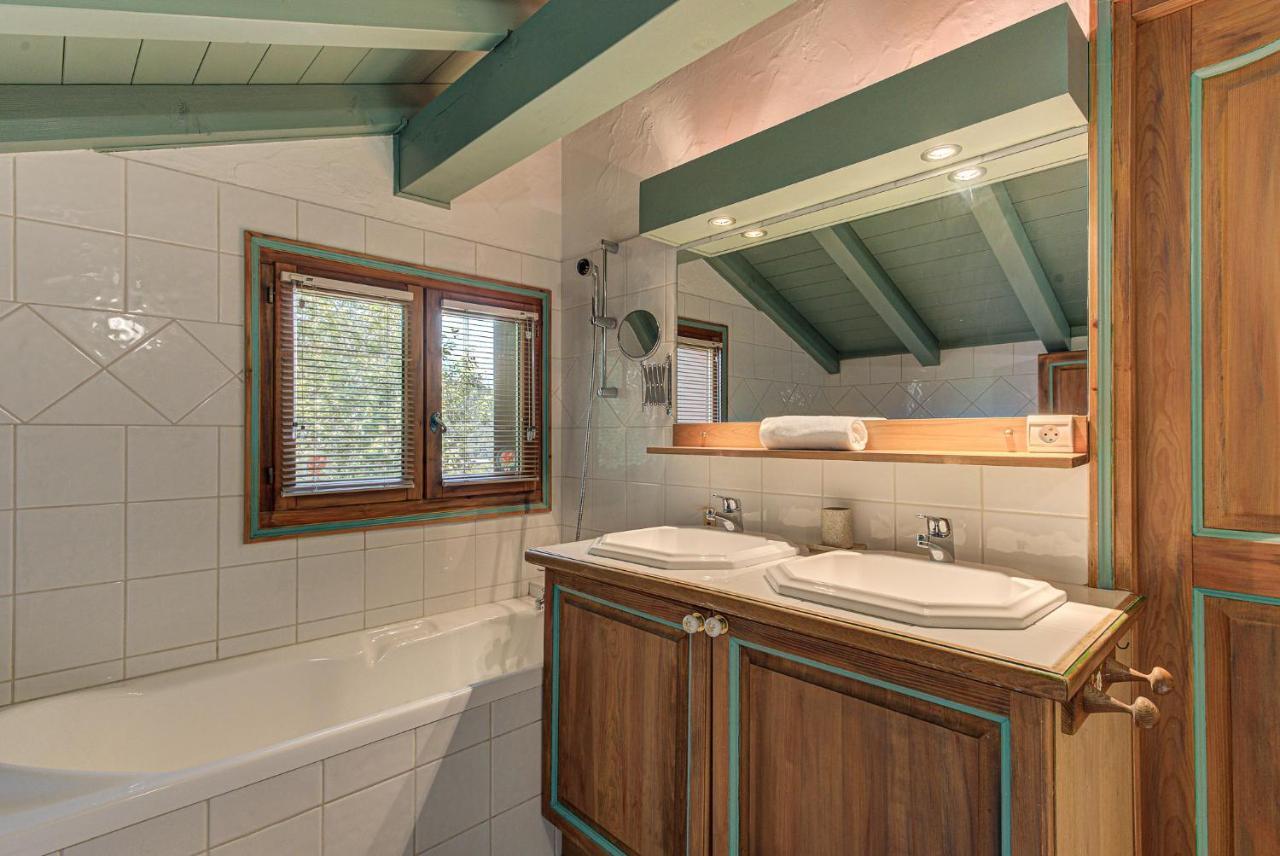 Chalet Blackbushe - Traditional Chalet - Alpes Travel - Sleeps 4-6 Les Houches Exteriér fotografie